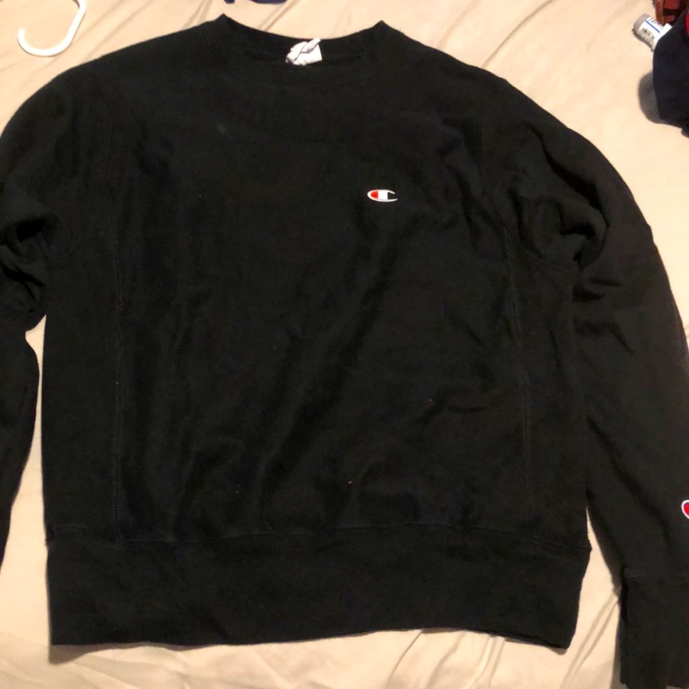 very cute champion sweater, 100% from the original store in nyc mall❤️